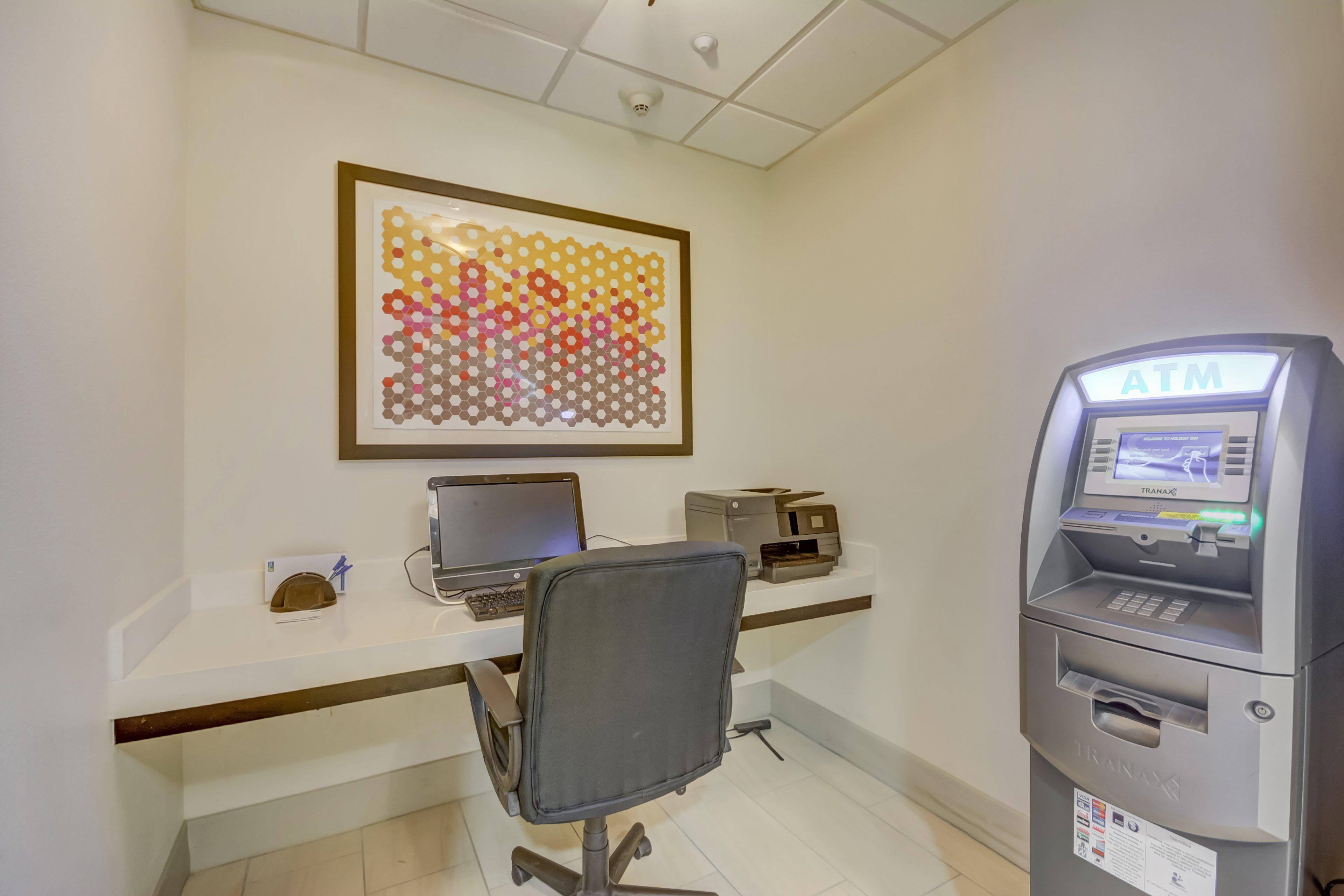 Holiday Inn Express Hotel & Suites Tampa-Usf-Busch Gardens By Ihg Zewnętrze zdjęcie